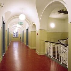 Flur - Häuser E+L, Umbau und Modernisierung, Berlin-Moabit