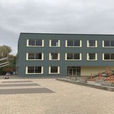 Fassade Eingang - GOS Rüdersdorf, Neubau einer Schule in Rüdersdorf – Brandenburg