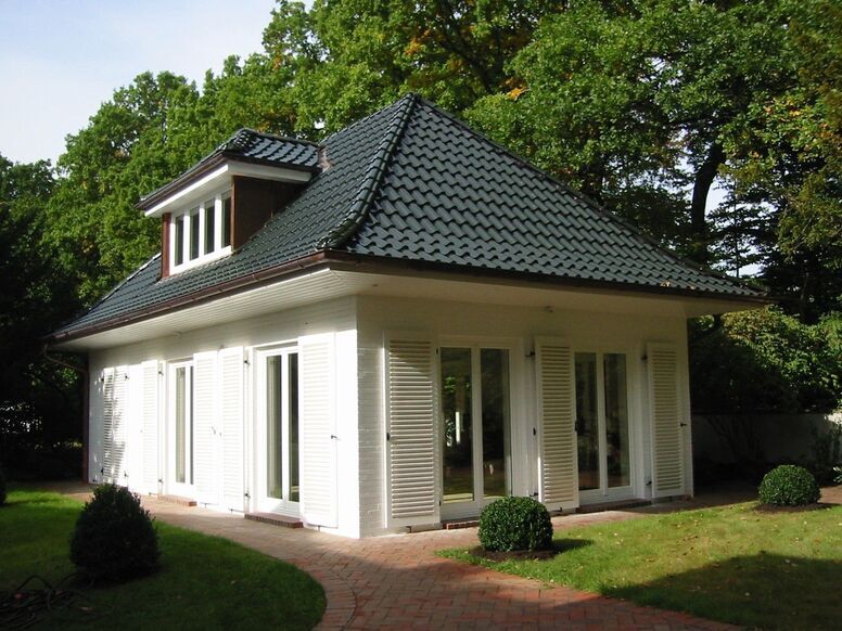 Umbau einer Landhausvilla/ Neubau eines Gästehauses, Hamburg - Poppenbüttel